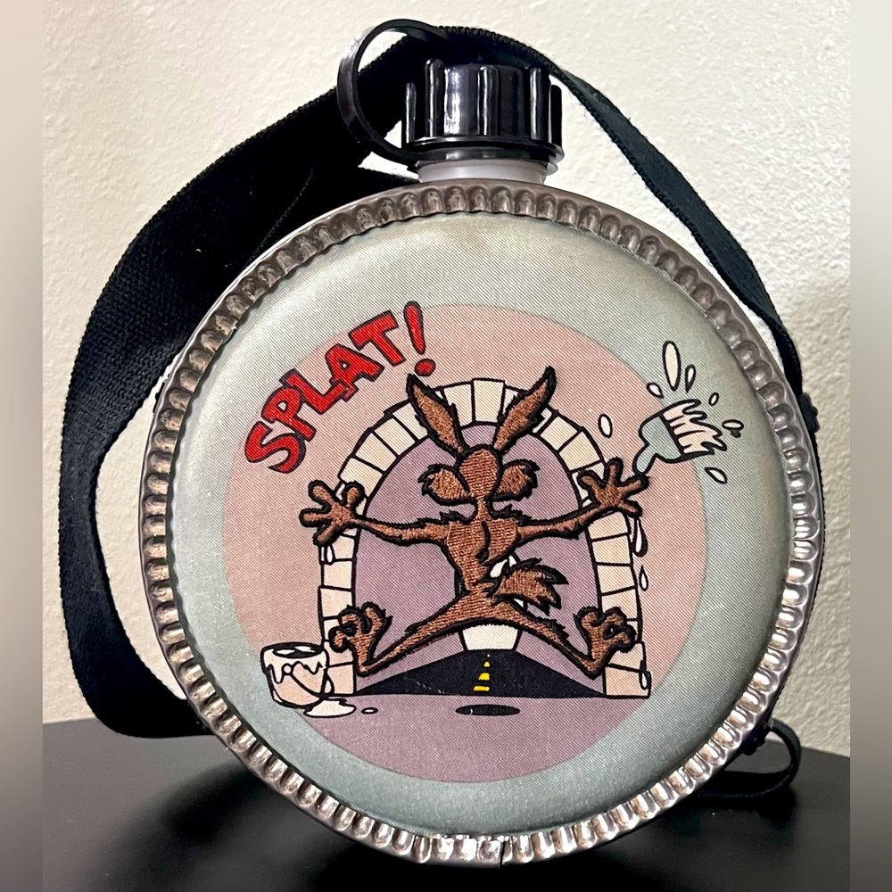 Vintage Looney Tunes Stainless Steel Cartoon Character Round Canteen with Strap